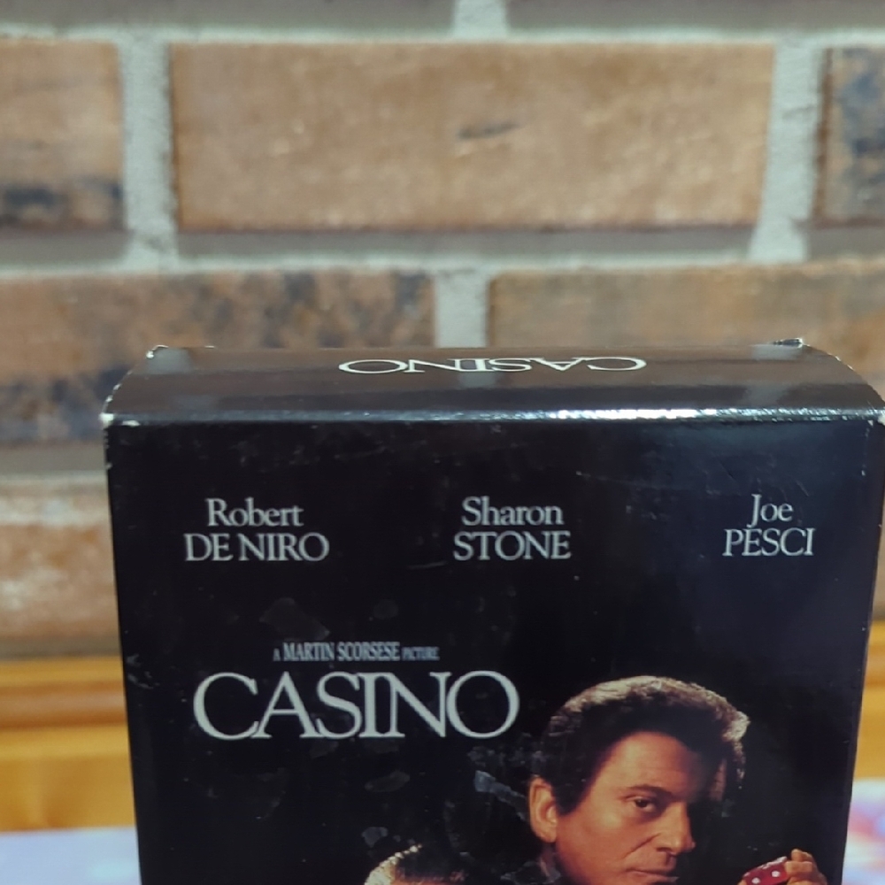 Casino VHS Tape– Crime/Thriller Classic (1995) - Picture 9 of 13